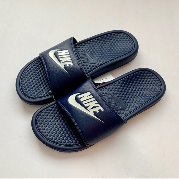 🔥NIKE SALE🔥 Men’s Benassi JDI Sandals - Picture 3 of 8